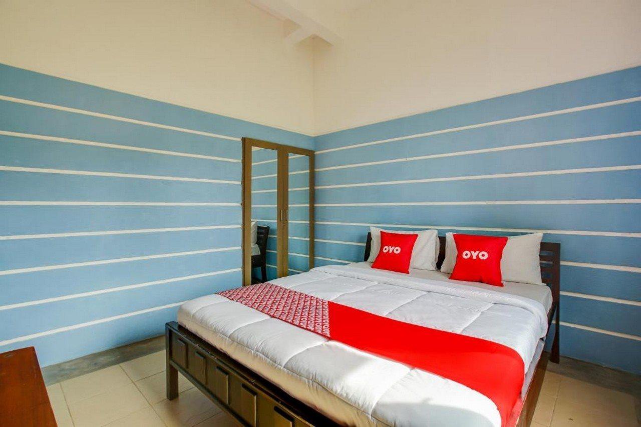 Oyo 3896 Villa Pesona Wisata Puncak Чіанджур Екстер'єр фото